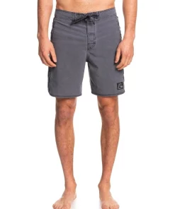 Best Sale 🎁 Quiksilver Original Arch Washed 18" Boardshorts In Black 🤩