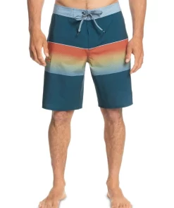 Buy 🛒 Quiksilver Surfsilk Slab Boardshort '20 In Blue 🧨