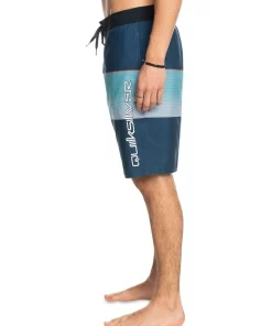 Wholesale π― Quiksilver Pointbreak Beachshort '20 In Blue β 12 Wholesale π― Quiksilver Pointbreak Beachshort '20 In Blue β -Maddox Shop unnamed file 1743
