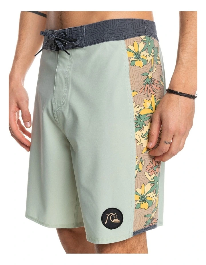 Best Pirce π Quiksilver Surfsilk Arch 18" Boardshorts In Desert Sage π 6 Best Pirce π Quiksilver Surfsilk Arch 18" Boardshorts In Desert Sage π - Image 4